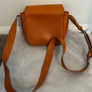 A New Day crossbody